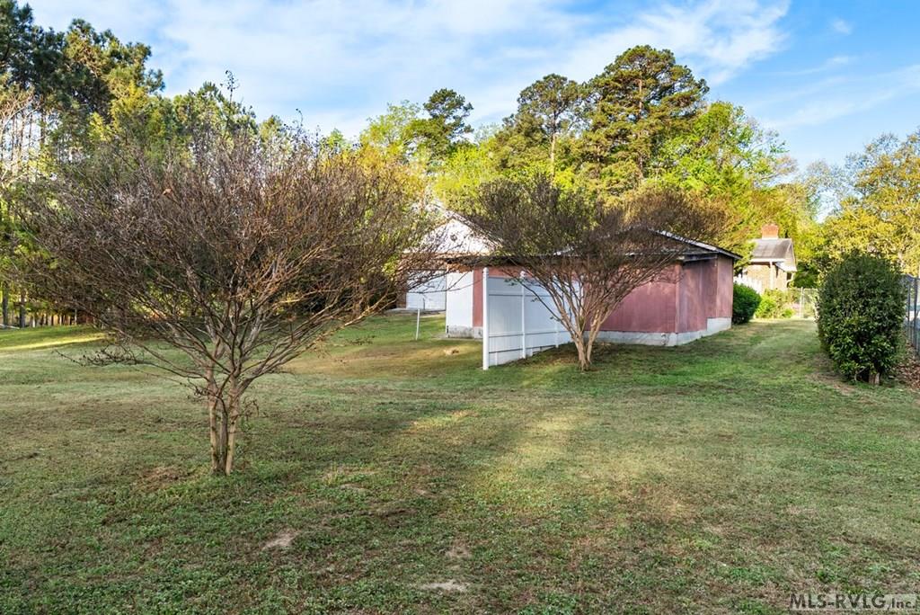 Residential/Vacation at 1118 Mapleton Street, Roanoke Rapids NC 27870, photo 10 of 43