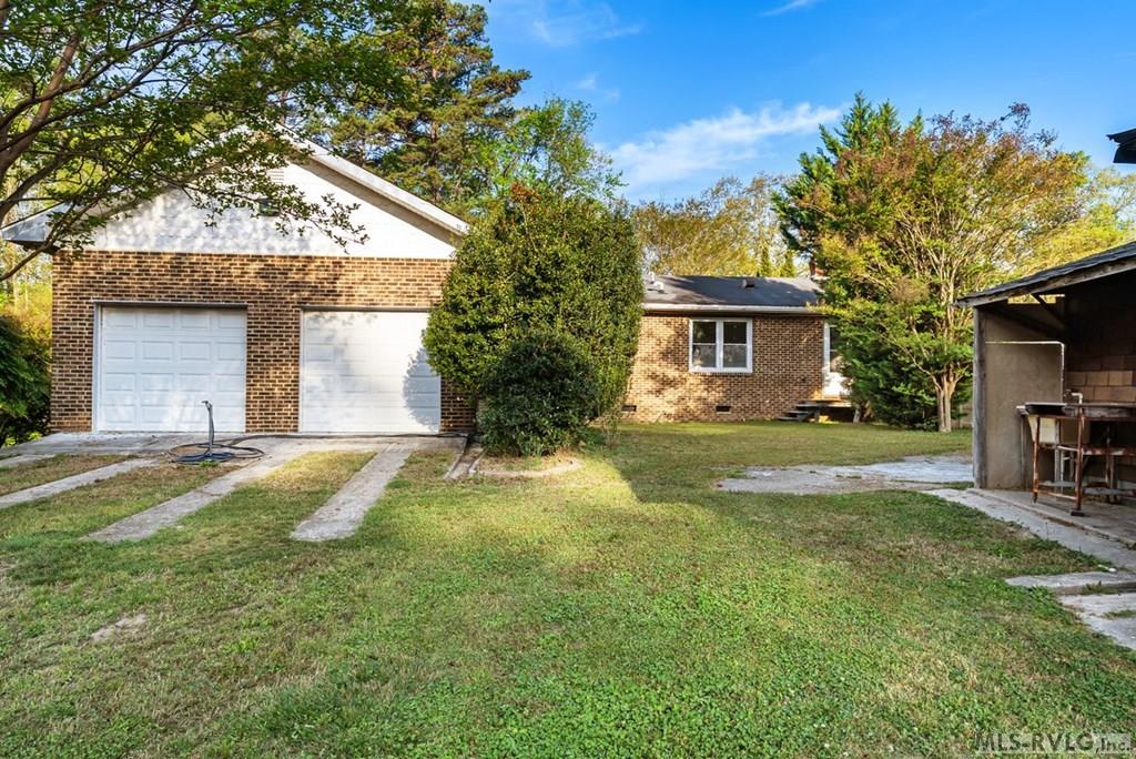 Residential/Vacation at 1118 Mapleton Street, Roanoke Rapids NC 27870, photo 12 of 43
