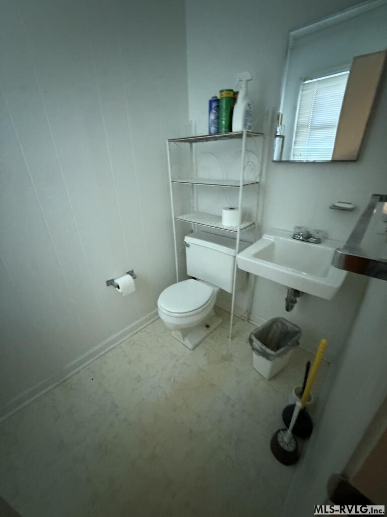 Residential/Vacation at 712 East 15th Street, Roanoke Rapids NC 27870, photo 14 of 23