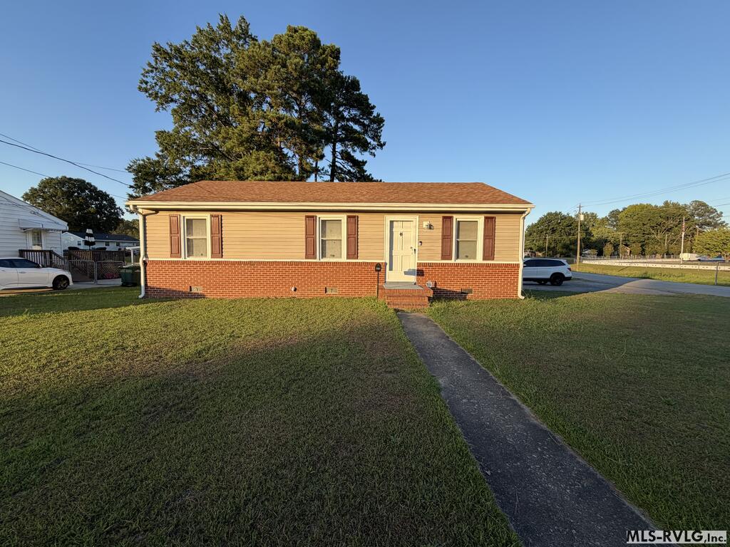 Residential/Vacation at 712 East 15th Street, Roanoke Rapids NC 27870, photo 15 of 23