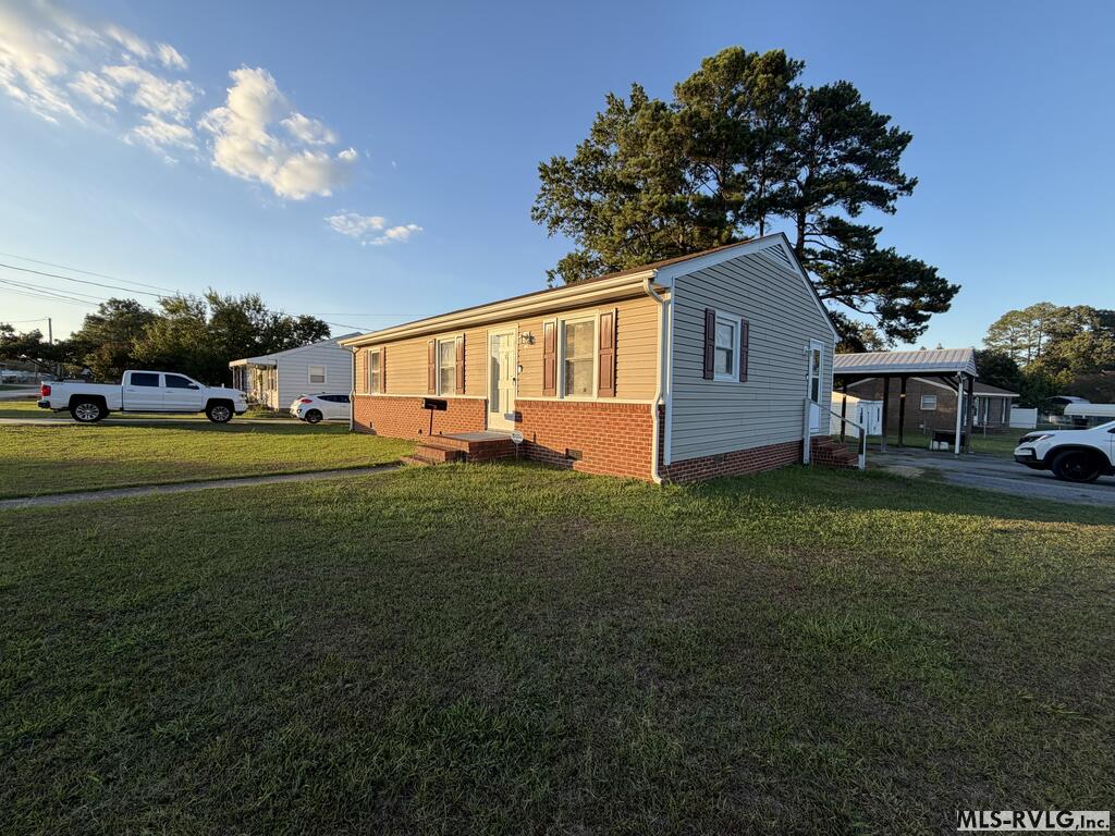 Residential/Vacation at 712 East 15th Street, Roanoke Rapids NC 27870, photo 16 of 23