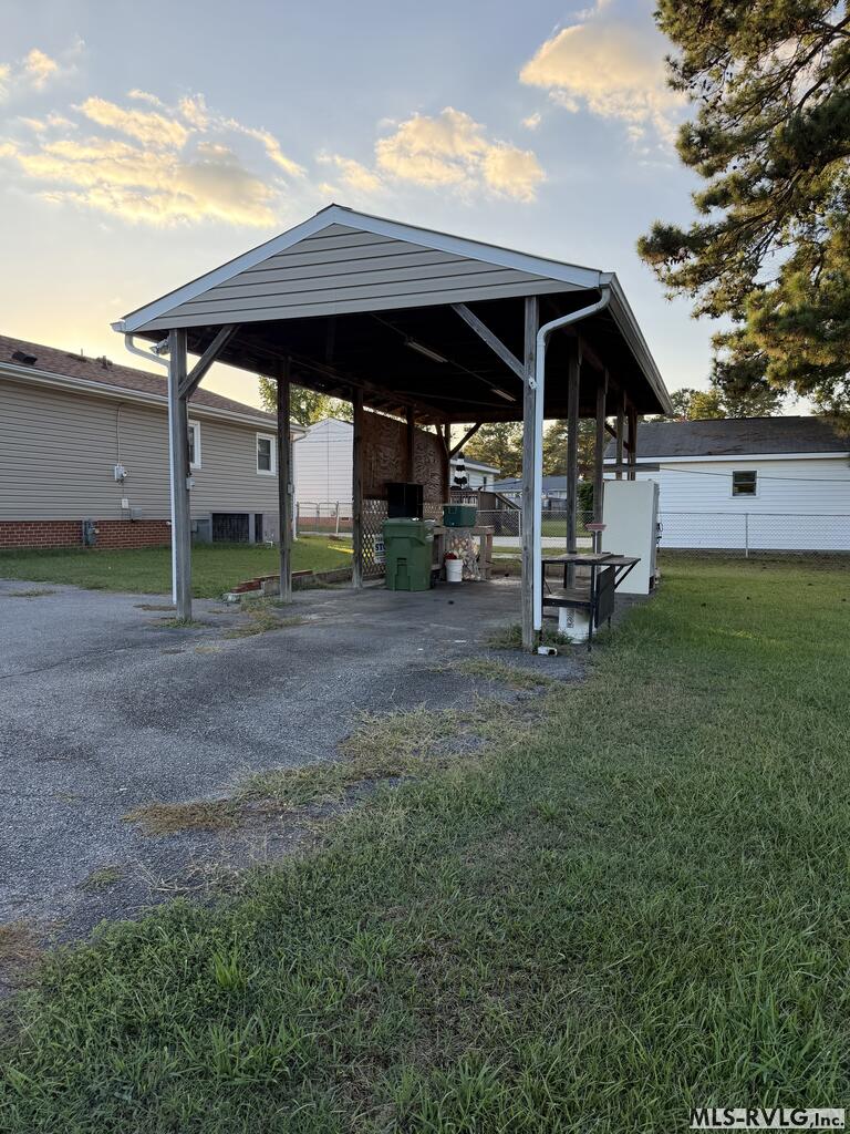 Residential/Vacation at 712 East 15th Street, Roanoke Rapids NC 27870, photo 17 of 23