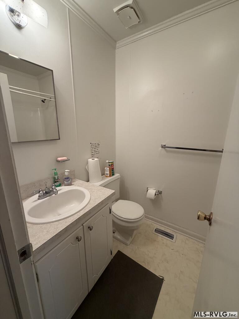 Residential/Vacation at 712 East 15th Street, Roanoke Rapids NC 27870, photo 9 of 23