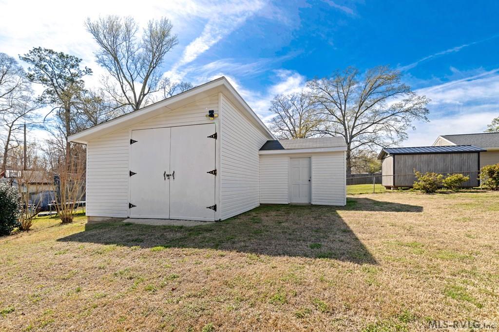 Residential/Vacation at 515 Oakwood Avenue, Roanoke Rapids NC 27870, photo 24 of 46