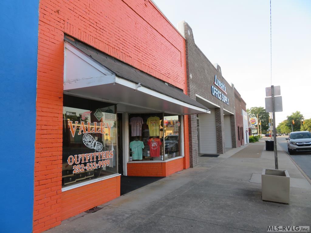 Commercial at 923 Roanoke Avenue, Roanoke Rapids NC 27870, photo 15 of 26