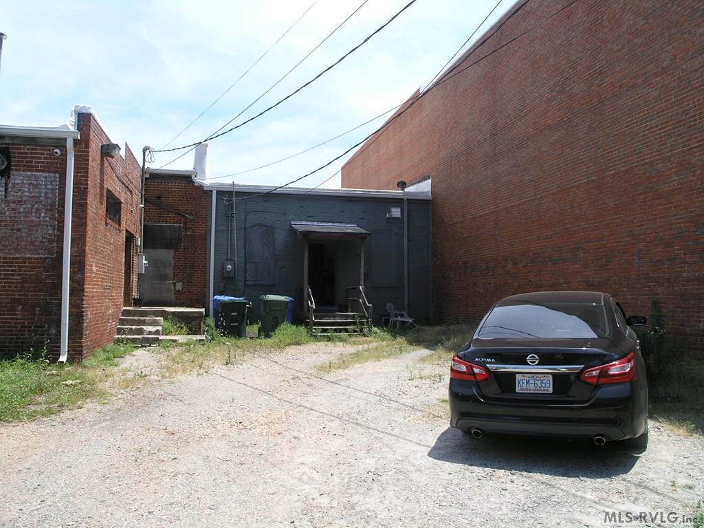 Commercial at 923 Roanoke Avenue, Roanoke Rapids NC 27870, photo 21 of 26