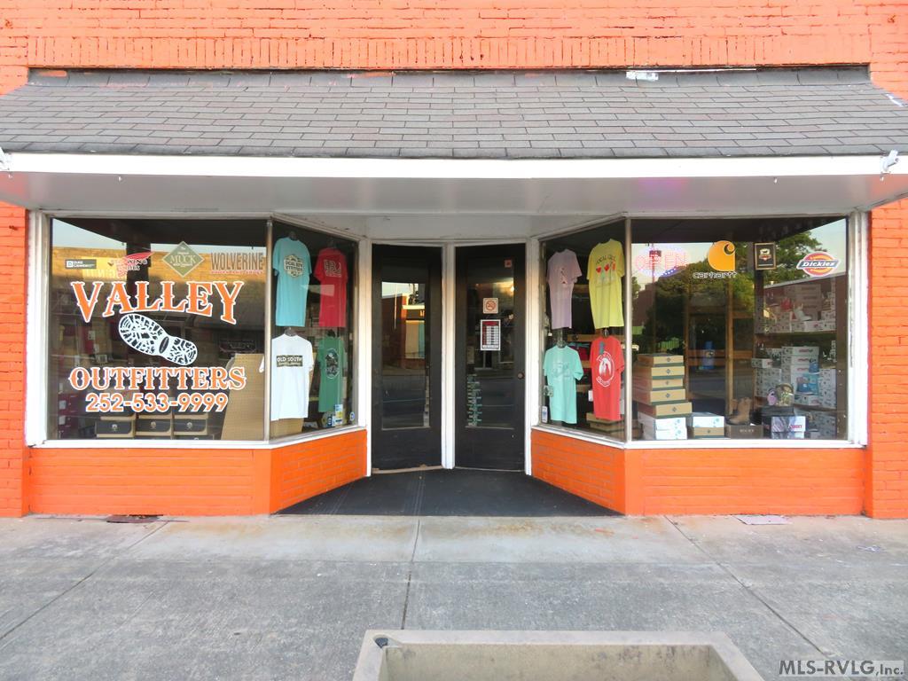 Commercial at 923 Roanoke Avenue, Roanoke Rapids NC 27870, photo 3 of 26
