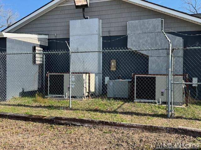 Heating/air system - 1250 Gaston Road, Skippers VA 23879