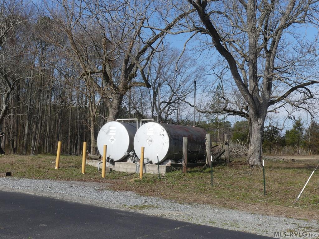 Gas tanks - 1250 Gaston Road, Skippers VA 23879