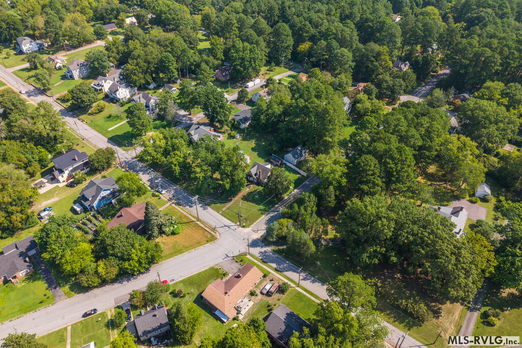 Residential/Vacation at 406 S Main St, Lawrenceville VA 23868, photo 10 of 33