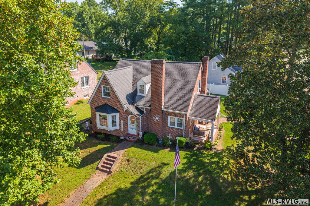 Residential/Vacation at 406 S Main St, Lawrenceville VA 23868, photo 7 of 33