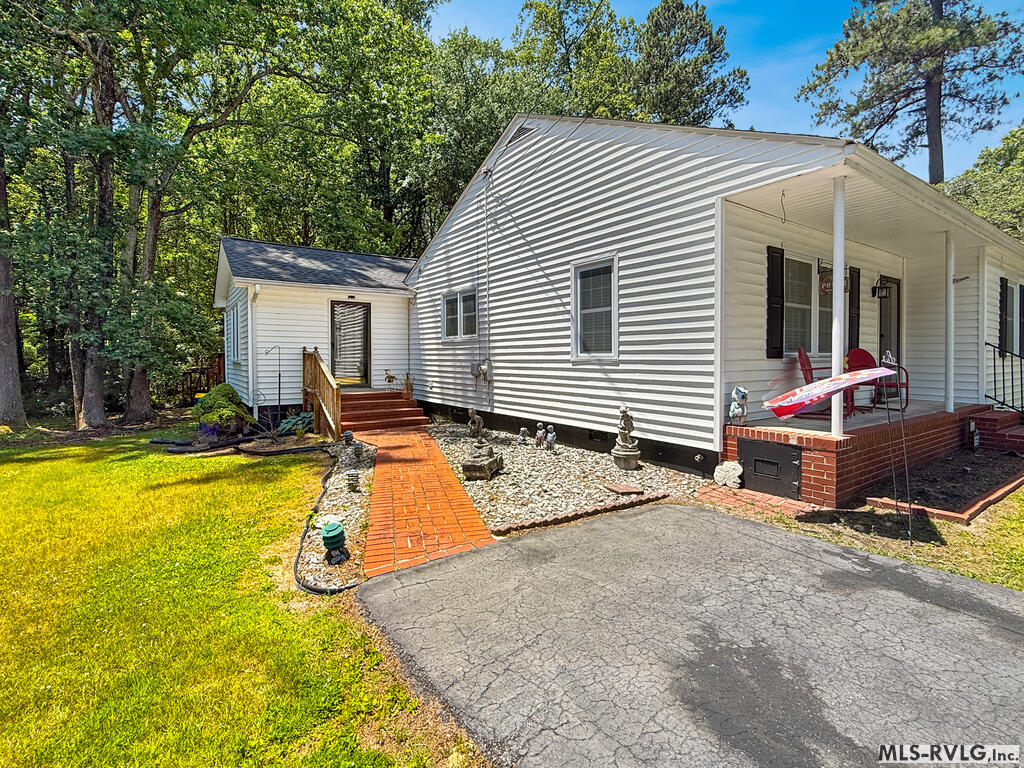 Residential/Vacation at 515 High St, South Hill VA 23970, photo 34 of 35