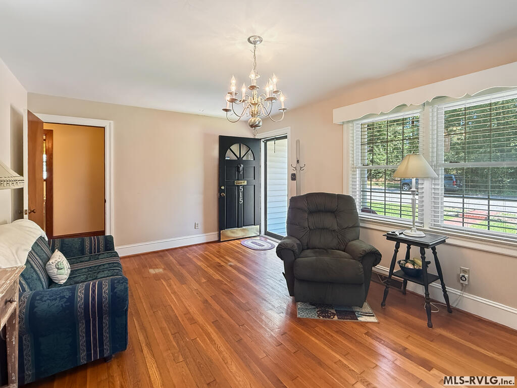 Residential/Vacation at 515 High St, South Hill VA 23970, photo 5 of 35