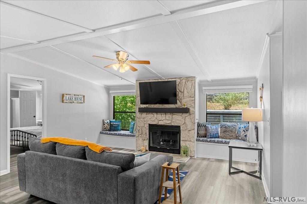 Open Floor Living/Dining Room Area - 960 Poplar Creek Road, Bracey VA 23919