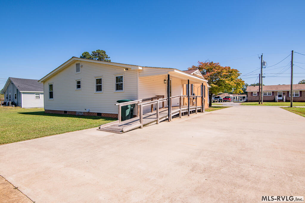 Residential/Vacation at 503 Pinecrest Ave., Roanoke Rapids NC 27870, photo 44 of 53