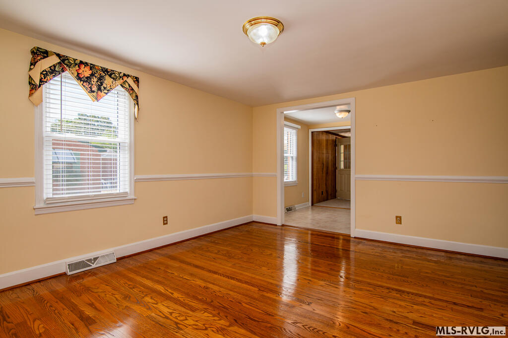 Residential/Vacation at 503 Pinecrest Ave., Roanoke Rapids NC 27870, photo 7 of 53