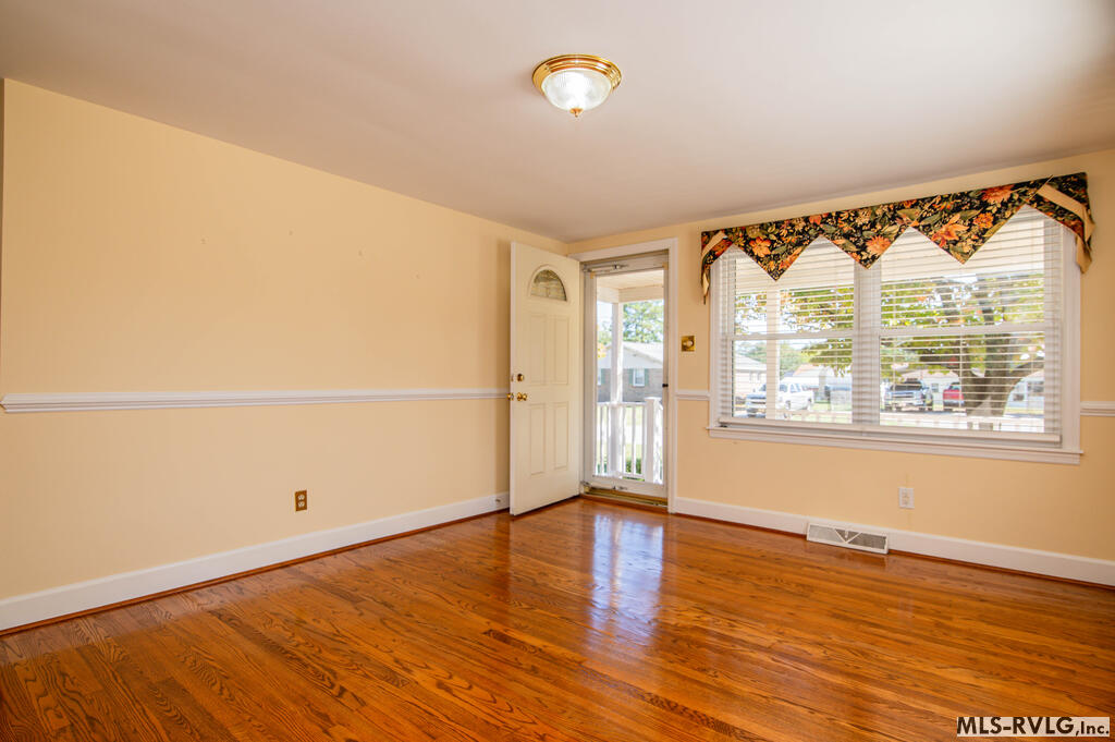 Residential/Vacation at 503 Pinecrest Ave., Roanoke Rapids NC 27870, photo 8 of 53