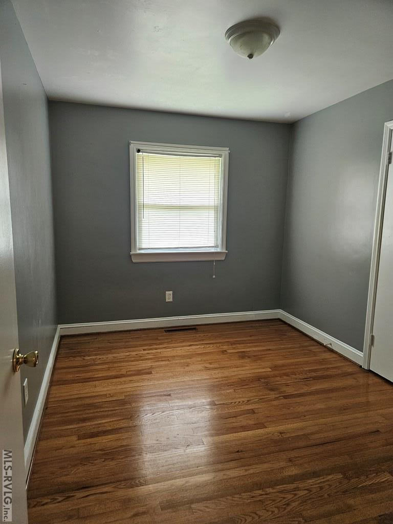 Residential/Vacation at 703 Raleigh St, Roanoke Rapids NC 27870, photo 10 of 22