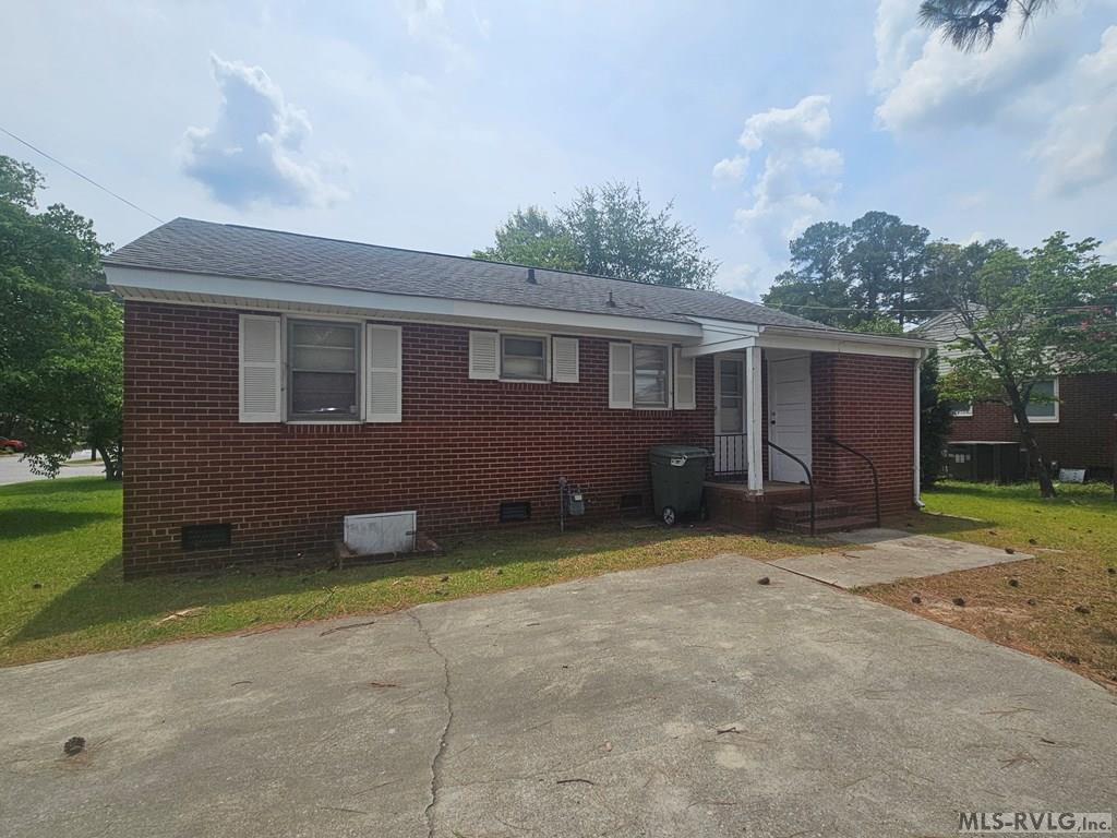 Residential/Vacation at 703 Raleigh St, Roanoke Rapids NC 27870, photo 16 of 22