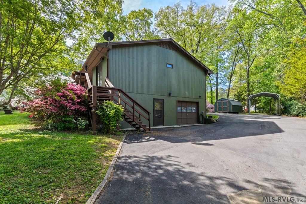Residential/Vacation at 237 Parkway Drive, Littleton NC 27850, photo 10 of 59