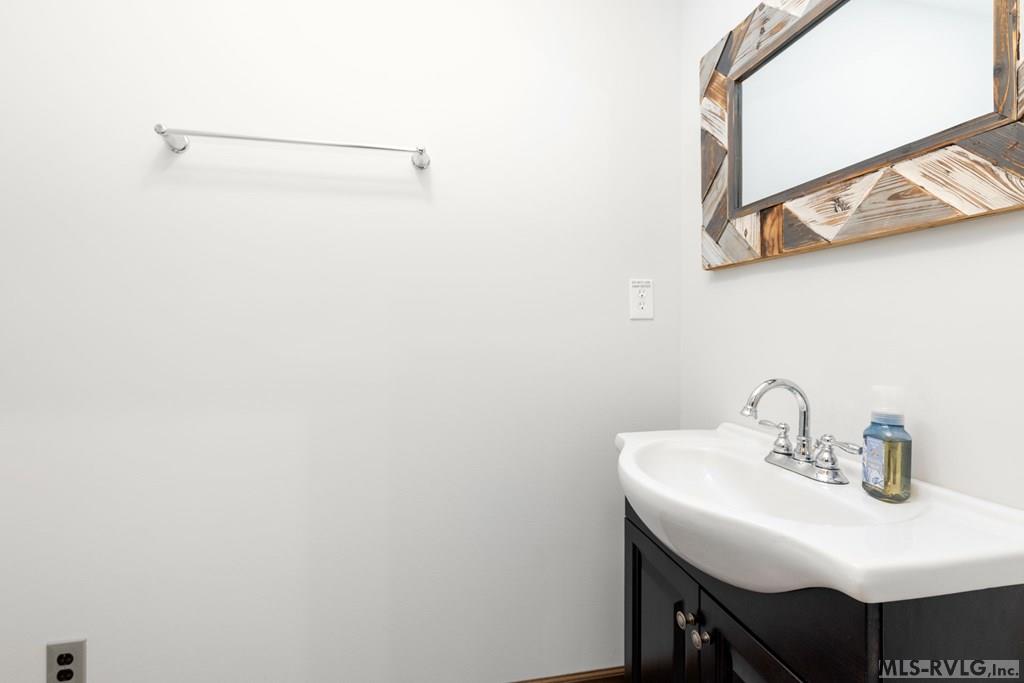 Residential/Vacation at 237 Parkway Drive, Littleton NC 27850, photo 17 of 59