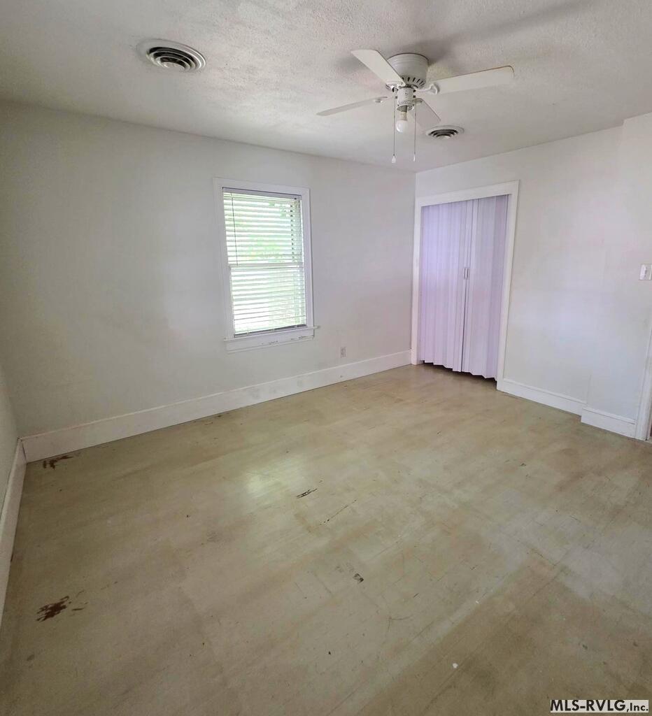 Residential/Vacation at 516 Roanoke Ave, Roanoke Rapids NC 27870, photo 12 of 27
