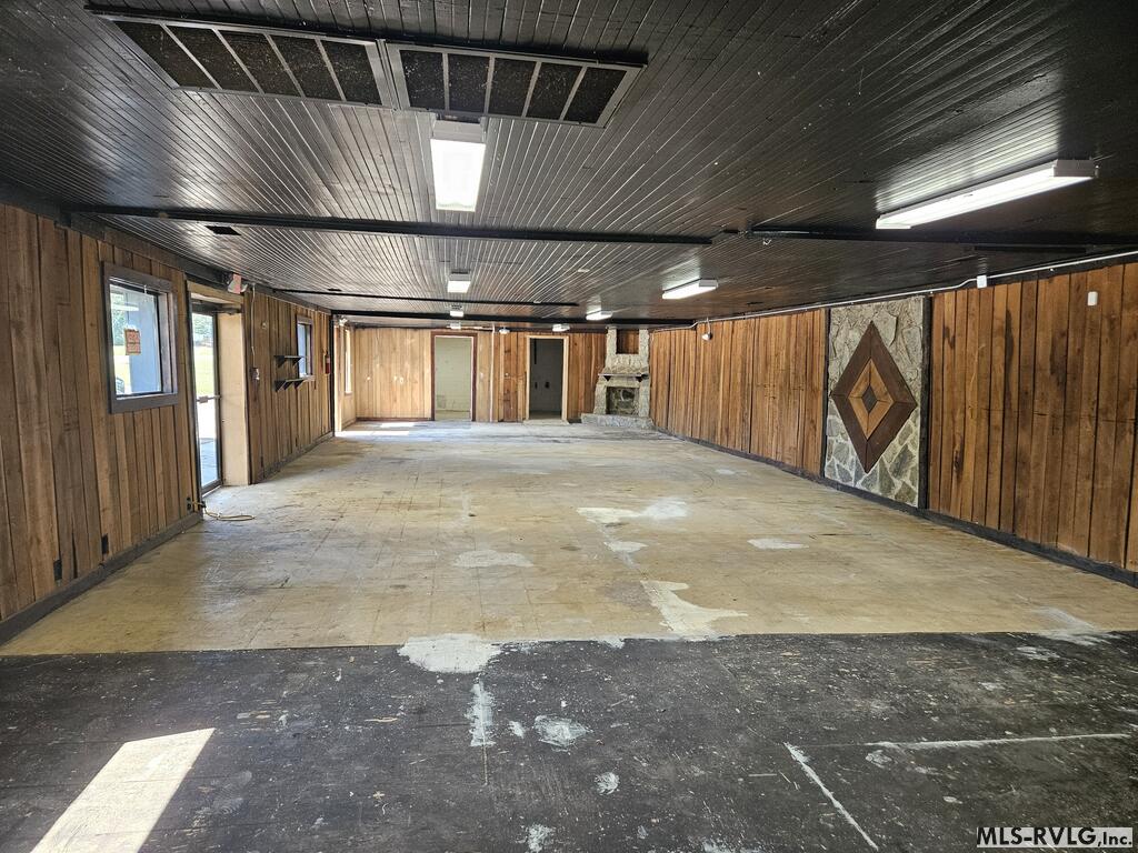 Commercial at 1936 Hwy 158 W, Roanoke Rapids NC 27870, photo 5 of 13