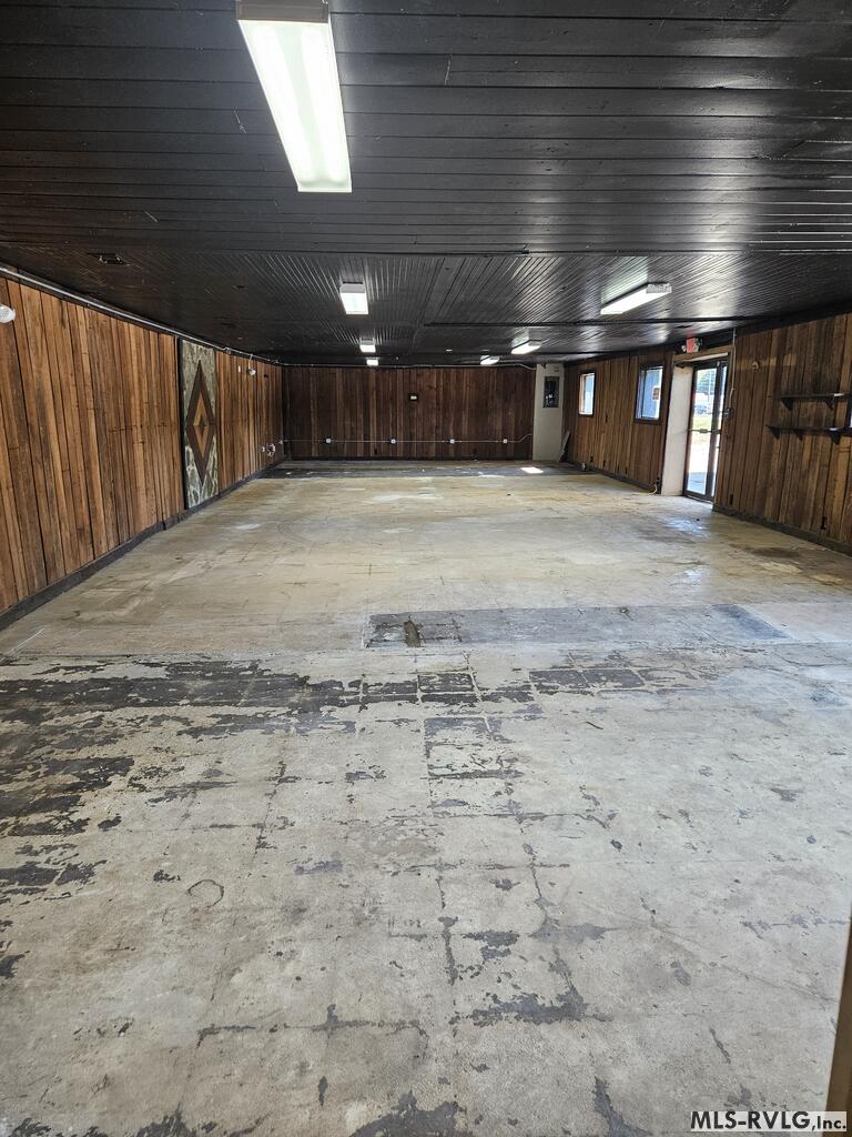 Commercial at 1936 Hwy 158 W, Roanoke Rapids NC 27870, photo 7 of 13