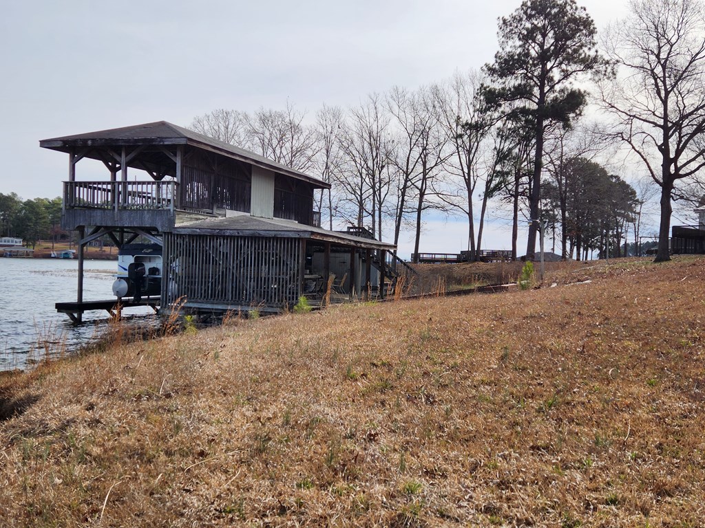 Residential/Vacation at 127 Oaktree Dr, Henrico NC 27842, photo 13 of 18