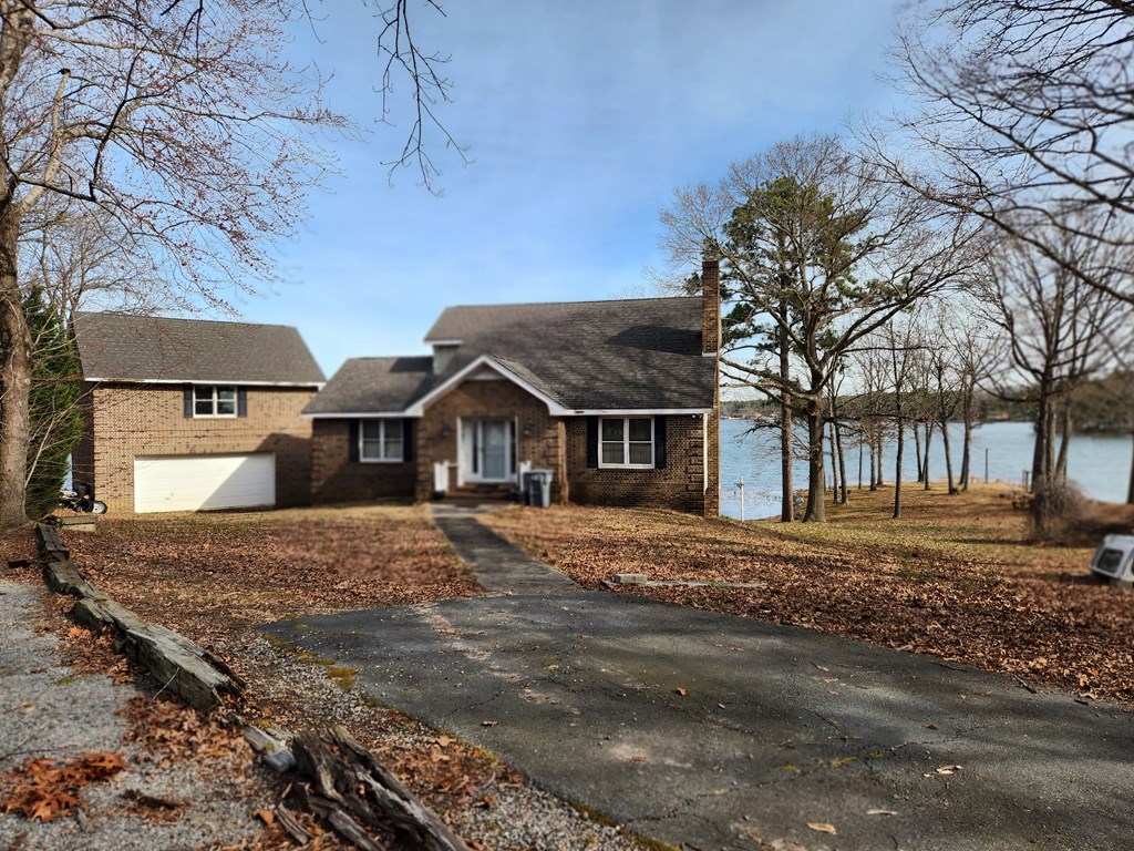 Residential/Vacation at 127 Oaktree Dr, Henrico NC 27842, photo 2 of 18