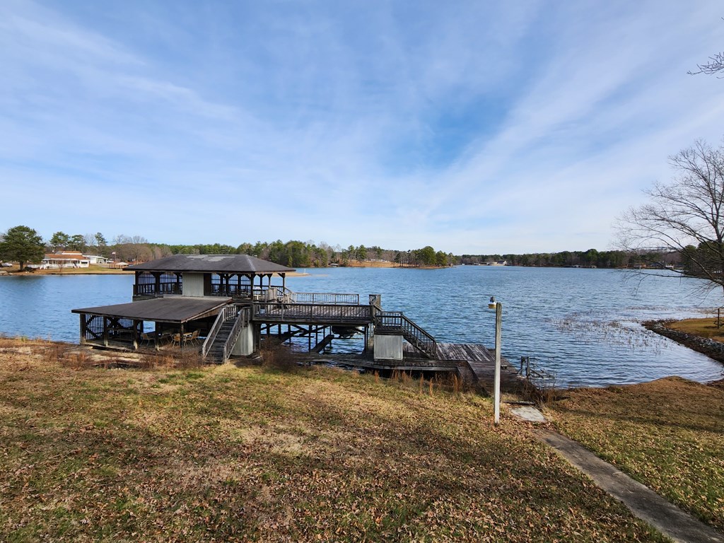 Residential/Vacation at 127 Oaktree Dr, Henrico NC 27842, photo 5 of 18
