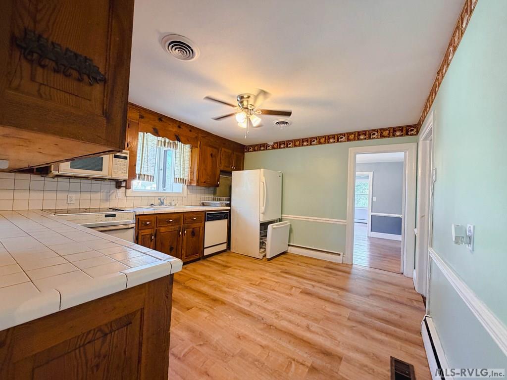 Residential/Vacation at 627 N Mecklenburg Ave, South Hill VA 23970, photo 21 of 51