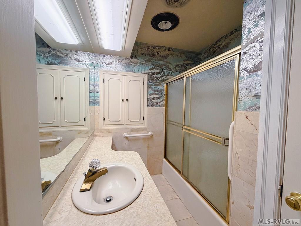 Residential/Vacation at 627 N Mecklenburg Ave, South Hill VA 23970, photo 34 of 51