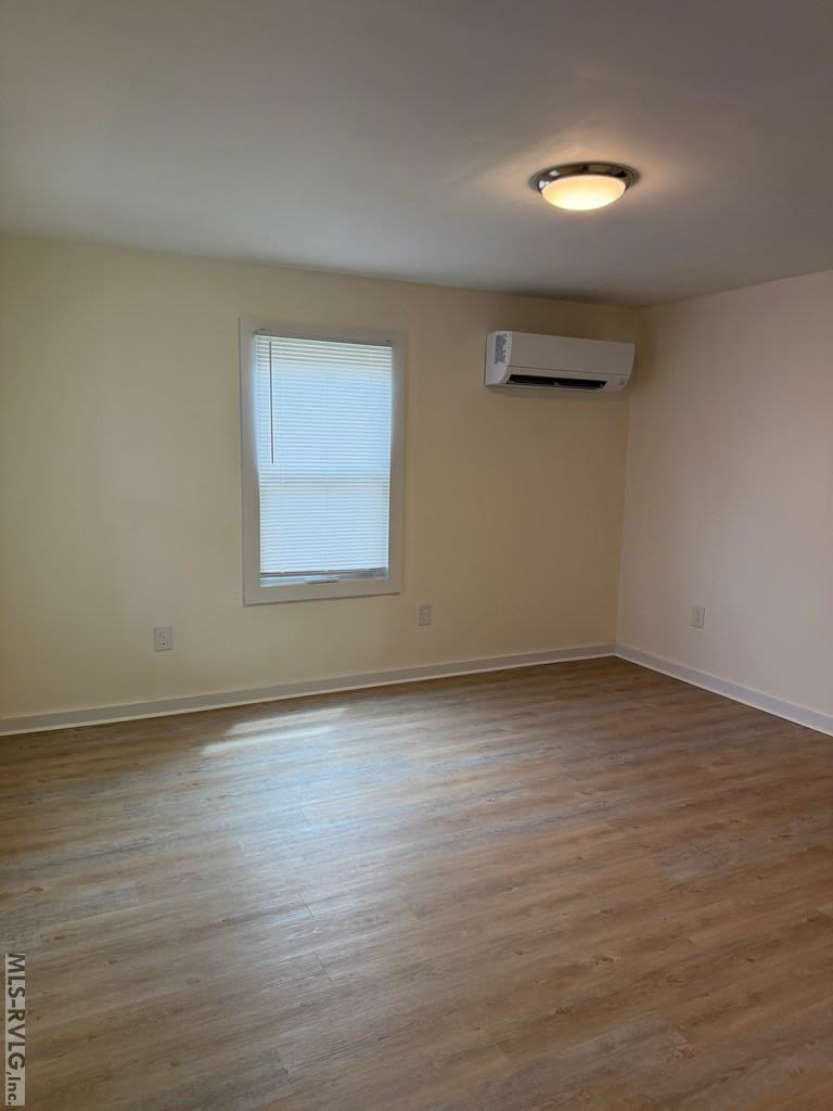 Residential/Vacation at 647 Williams Street, Roanoke Rapids NC 27870, photo 2 of 9