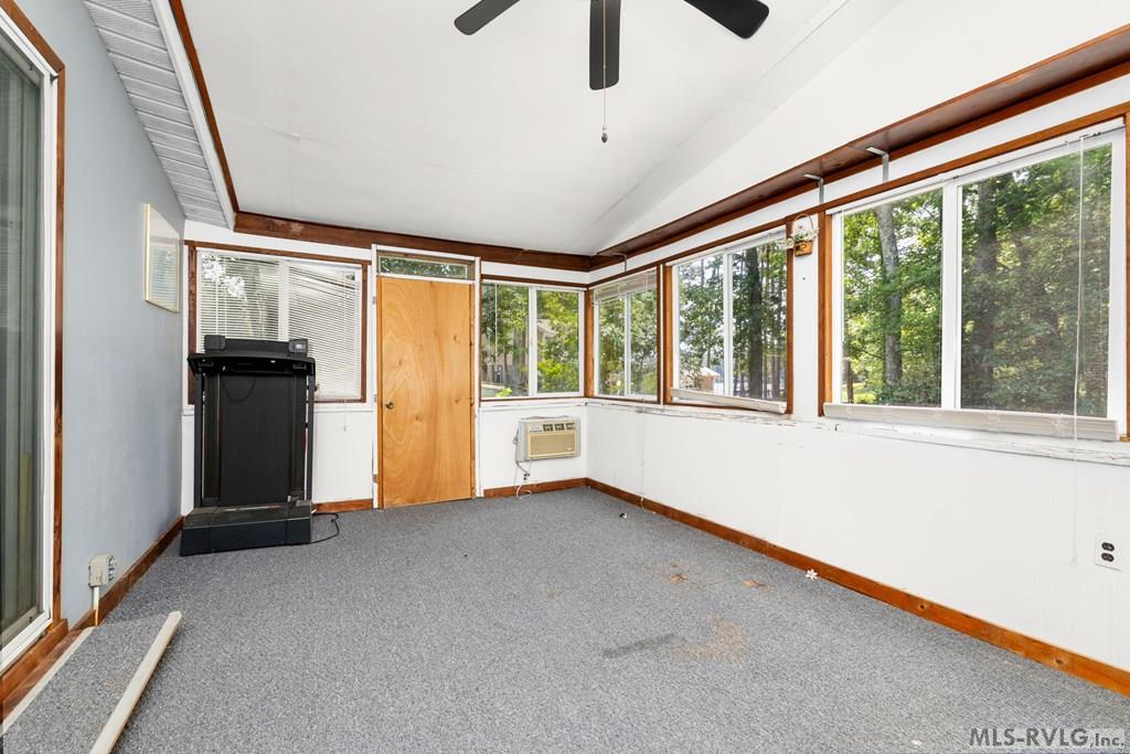 Residential/Vacation at 124 Pineview Drive, Henrico NC 27842, photo 17 of 39