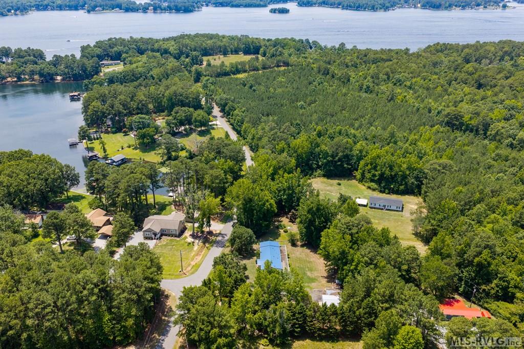 Residential/Vacation at 124 Pineview Drive, Henrico NC 27842, photo 27 of 39