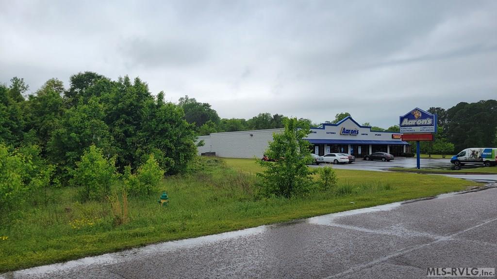 Right side, Rental business located on the right side of property - Lot 1 Cardinal Dr, Roanoke Rapids NC 27870