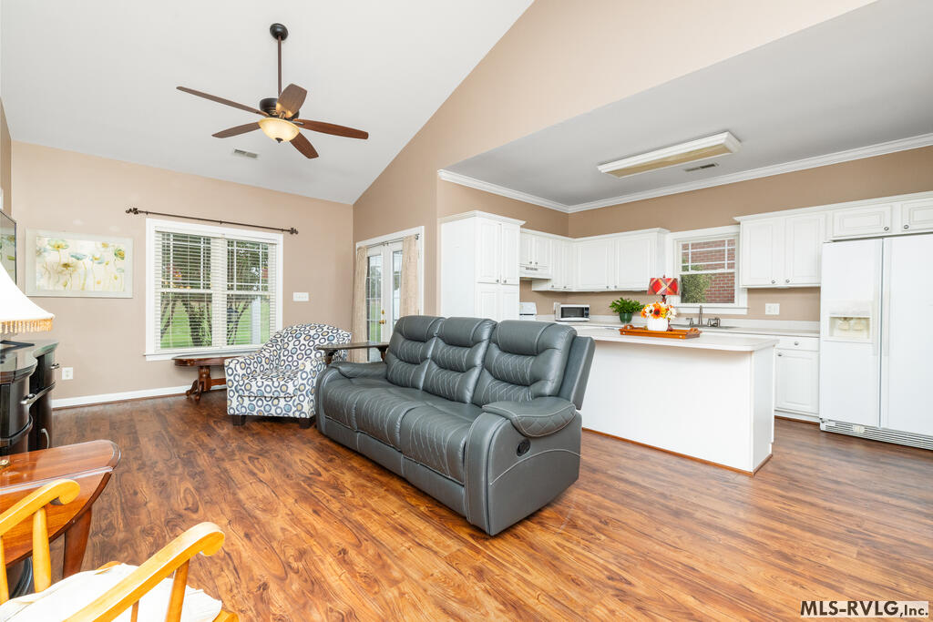 Townhouse/Condo at 128 Savannah Circle, Roanoke Rapids NC 27870, photo 14 of 45