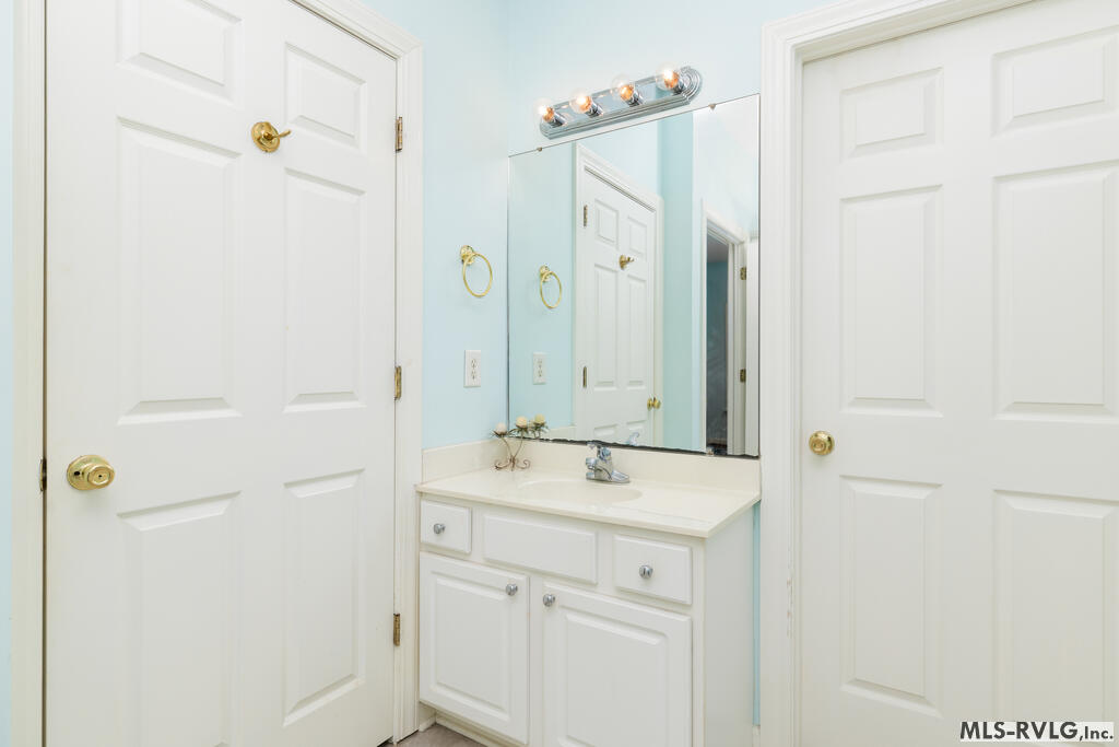 Townhouse/Condo at 128 Savannah Circle, Roanoke Rapids NC 27870, photo 21 of 45