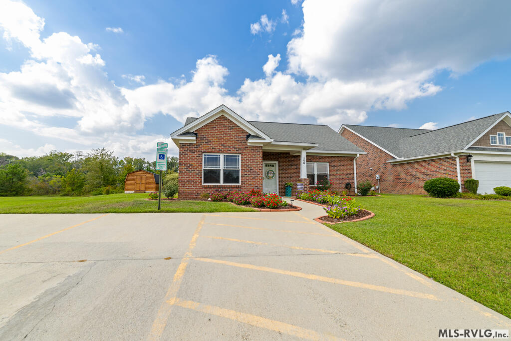 Townhouse/Condo at 128 Savannah Circle, Roanoke Rapids NC 27870, photo 38 of 45
