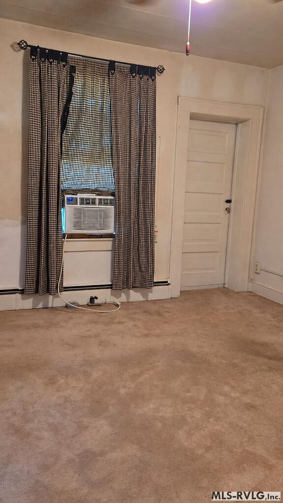 Residential/Vacation at 318 Oakwood Ave, Roanoke Rapids NC 27870, photo 14 of 27