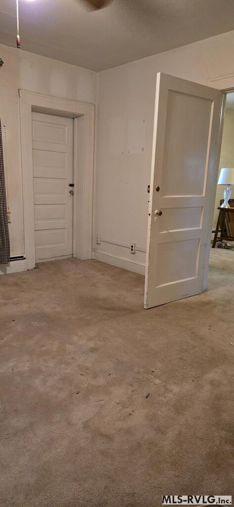 Residential/Vacation at 318 Oakwood Ave, Roanoke Rapids NC 27870, photo 15 of 27