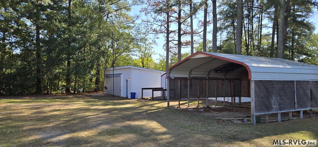 Residential/Vacation at 318 Oakwood Ave, Roanoke Rapids NC 27870, photo 4 of 27
