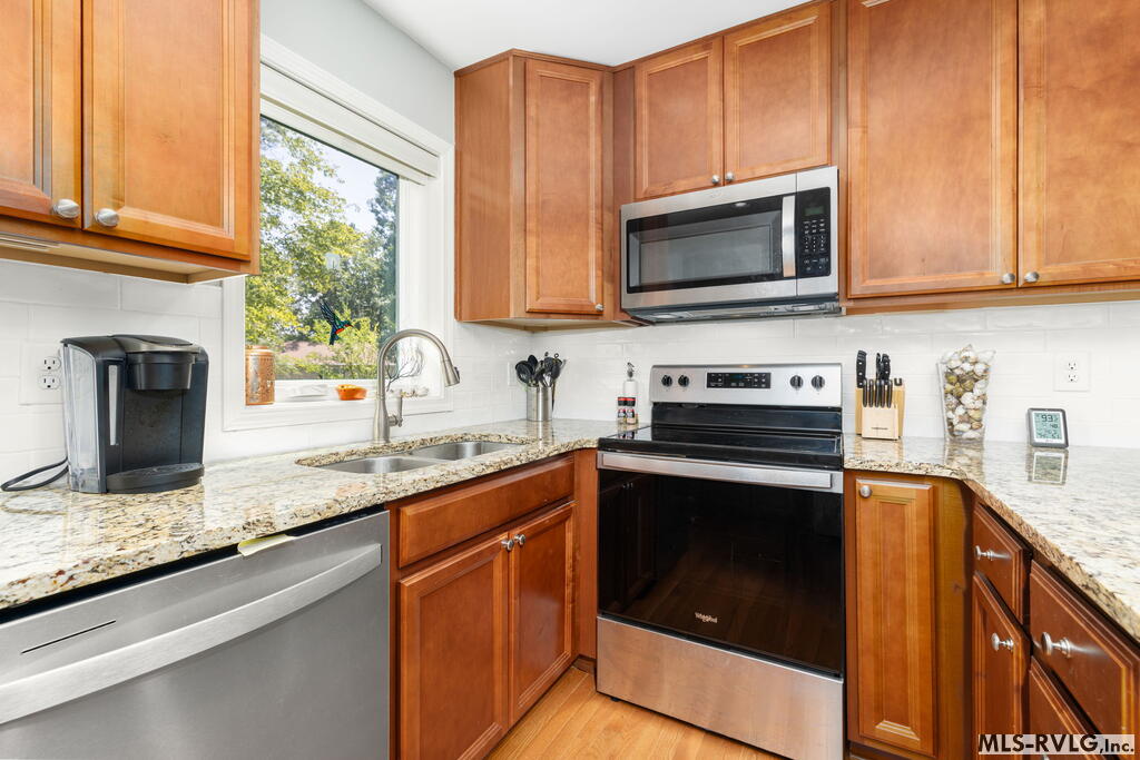 Townhouse/Condo at 151-102 Gaston Pointe Dr, Littleton NC 27850, photo 11 of 41
