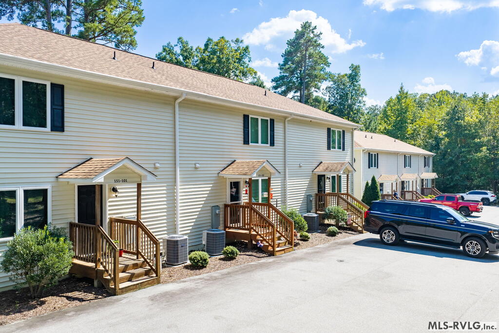 Townhouse/Condo at 151-102 Gaston Pointe Dr, Littleton NC 27850, photo 32 of 41
