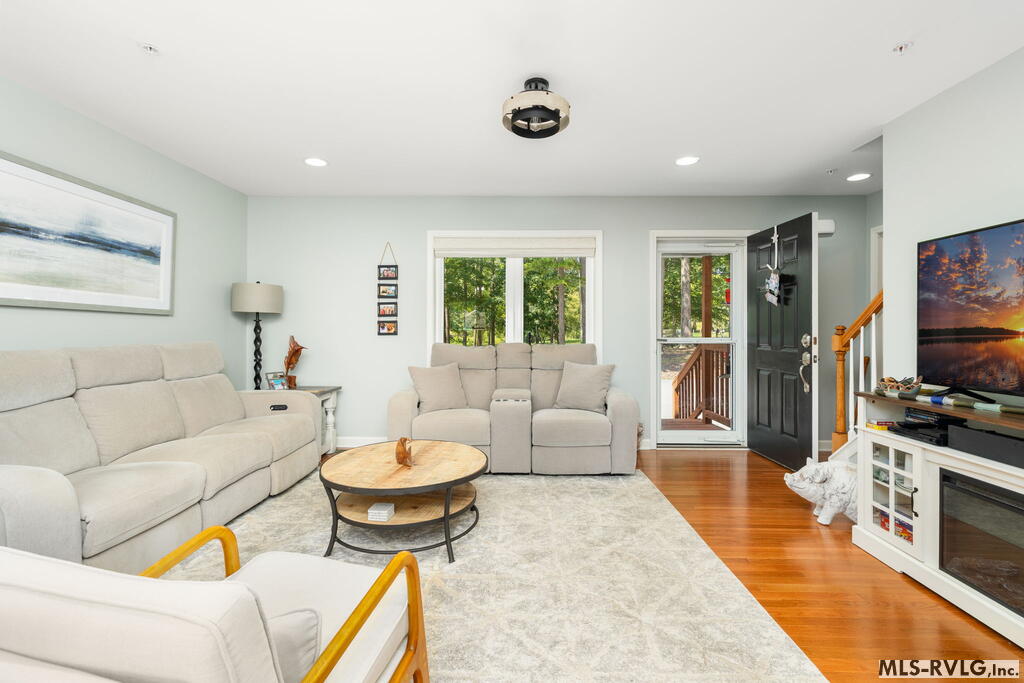 Townhouse/Condo at 151-102 Gaston Pointe Dr, Littleton NC 27850, photo 6 of 41