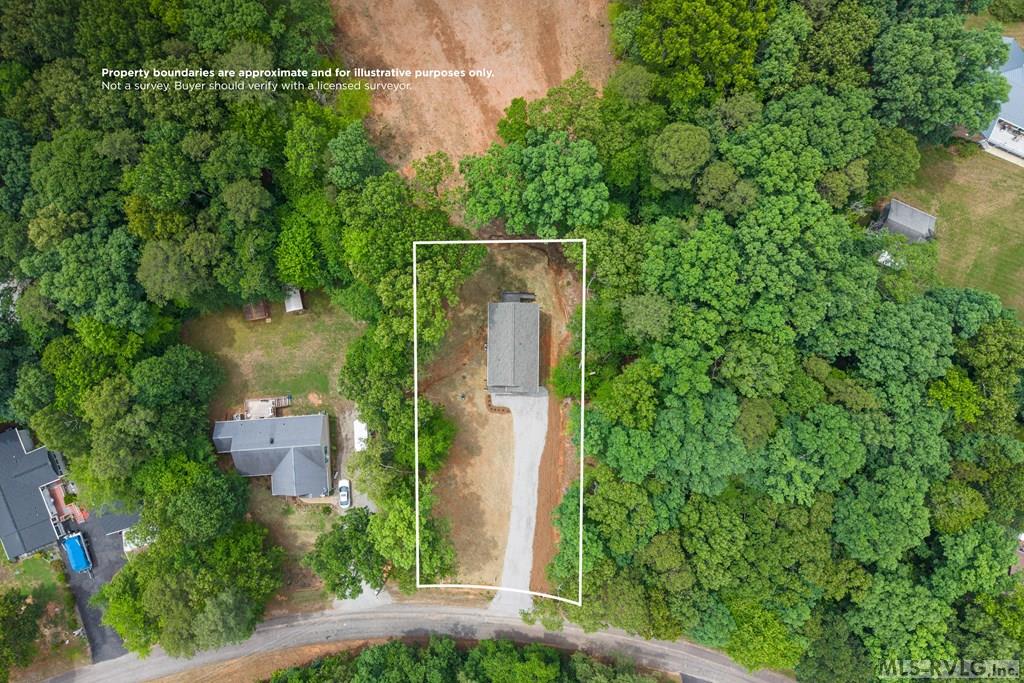 Residential/Vacation at 604 Tanglewood Dr, Bracey VA 23919, photo 38 of 52