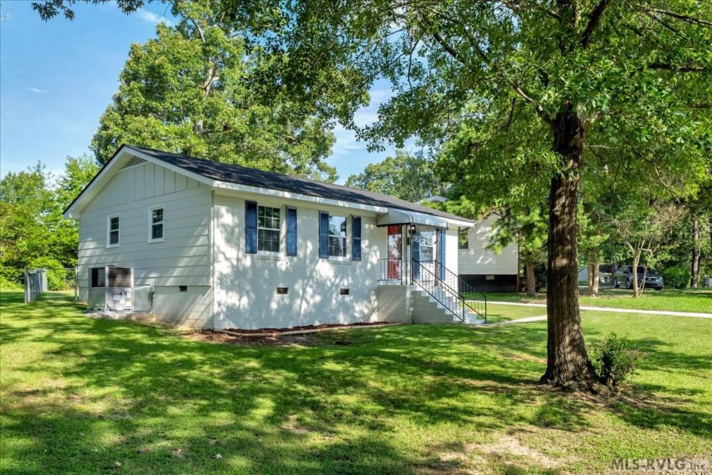 Residential/Vacation at 120 Southgate Drive, Roanoke Rapids NC 27870, photo 2 of 34