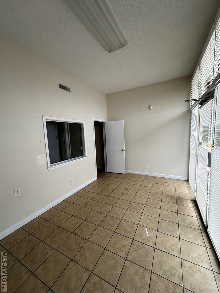 Commercial at 101 W Main St, Ahoskie NC 27910, photo 3 of 38