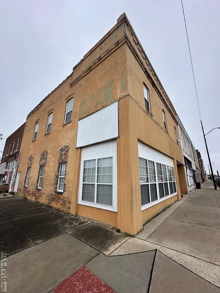 Commercial at 101 W Main St, Ahoskie NC 27910, photo 7 of 38